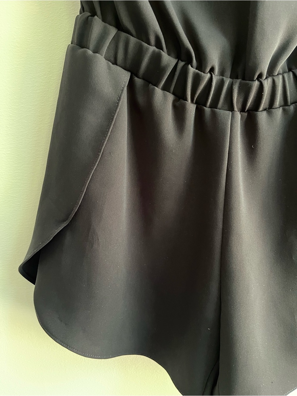 Drew $235 NWT Emerson Strapless Tulip Hem Shorts Romper Black XS - Picture 3 of 5